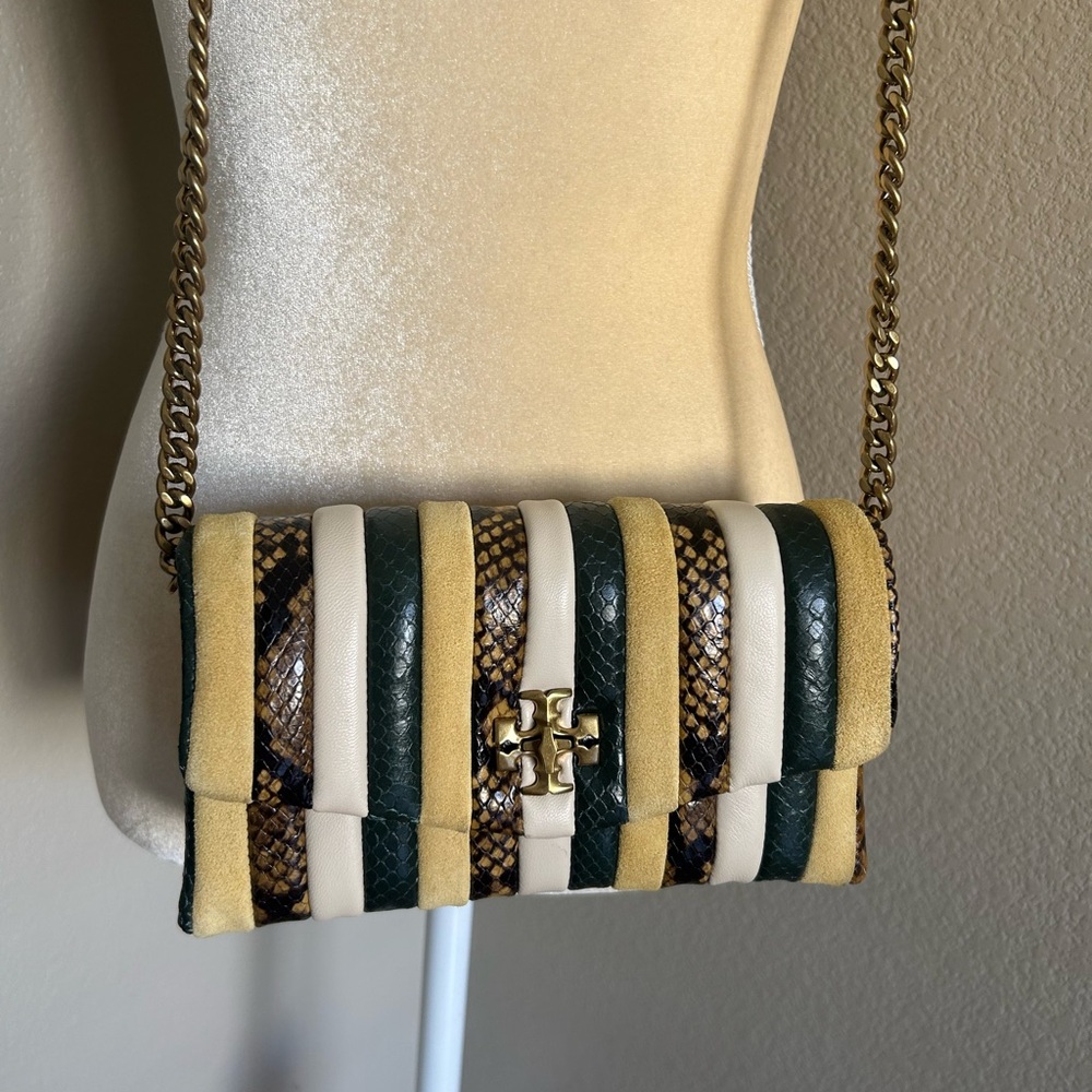 Tory Burch Kira Chevron
Exotic Stripe Chain Wallet Crossbody